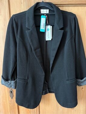 NWT Women's Black Open Front Blazer Jacket